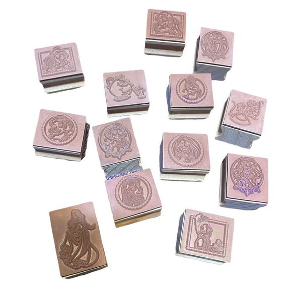 Disney Princess Plus Rubber Stamps - Picture 2 of 3